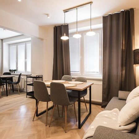 Flexihome Sk - Tolsteho - Free Parking On The Street - 2 Bedrooms Kosice Exterior photo