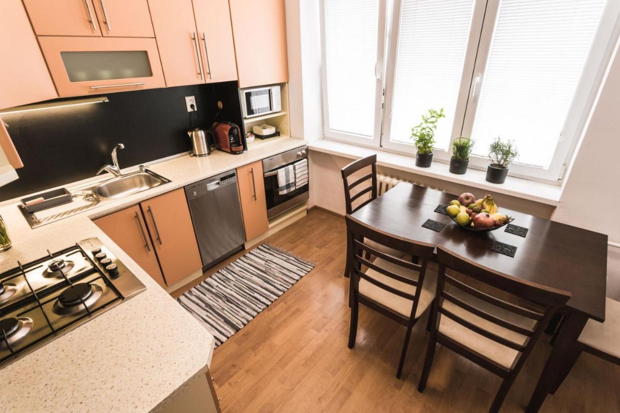 Flexihome Sk - Tolsteho - Free Parking On The Street - 2 Bedrooms Kosice Exterior photo