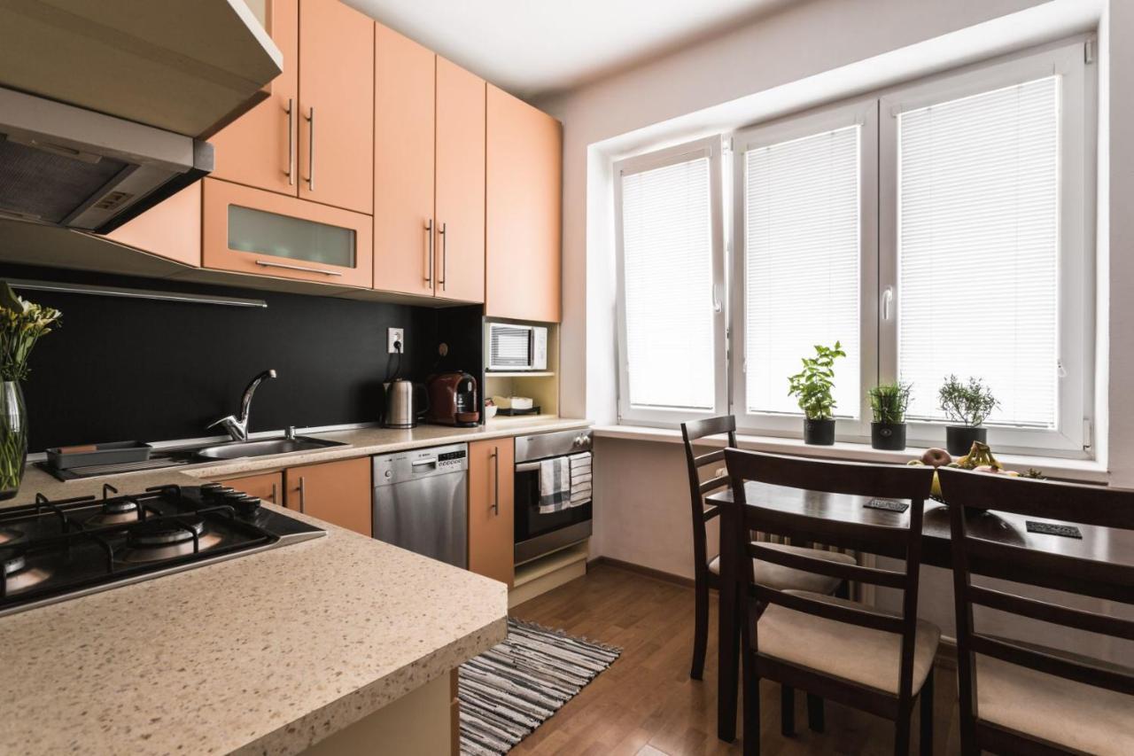 Flexihome Sk - Tolsteho - Free Parking On The Street - 2 Bedrooms Kosice Exterior photo